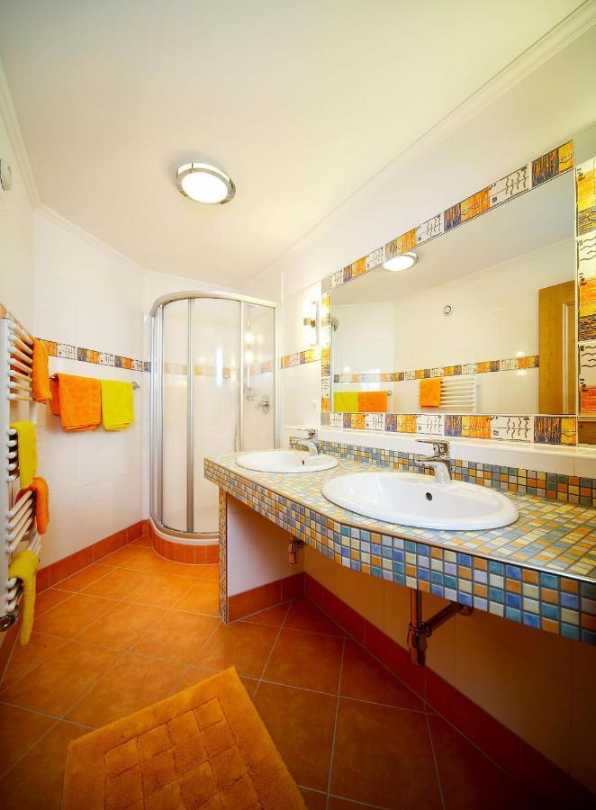 Biohotel Castello Koenigsleiten Konigsleiten Luaran gambar
